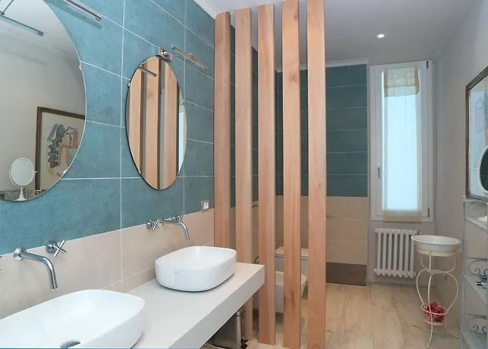 La Casa Di Anny Di Charme 4* 迪亚诺马里纳